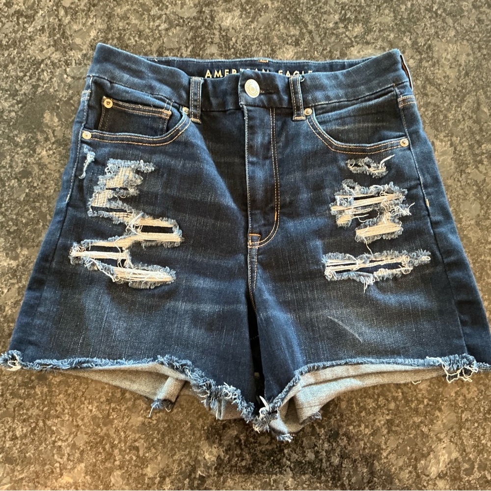American Eagle Dark Denim Curvy Hi Rise Shortie size 6